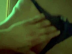 Fucking tinder date leads to huge squirt.