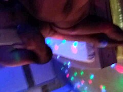 esposa brincando com o novo brinquedo dela 😏