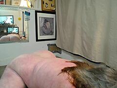 Wow, Dawnskye1962 fingers herself in caged green panties!