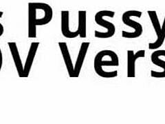 Minnie Rose ग्लव्स में झुककर POV चूत चुदाई के दौरान कराहती है, नेचुरल बूब्स हिलते हैं जब तक क्रिमपाई नहीं फटता