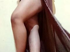 shilpa bhabhi's mature milf body is hot