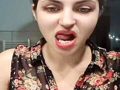 Italian Milf Performs on Bigo