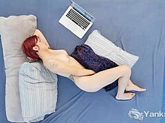 yanks minx hedera helix masturbates to orgasm