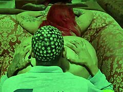 Novinho left work to fuck curvy milf's big ass in mother-in-law's living room