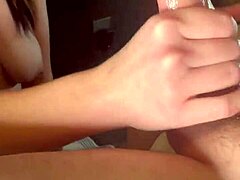 Skater chick gets handful of cum