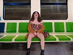 seduciendo al mejor amigo de mi esposo en tren publico