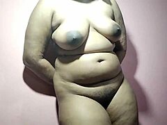 Chatting with my Indian girlfriend at home 😊