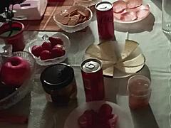 coger con mi suegra mientras mi novia trabaja y terminar dentro