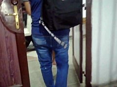 Follo Con El Domiciliario Y Me Termino Tragando Su Leche