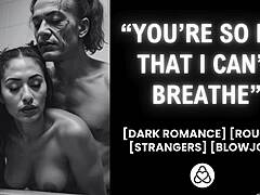 हैलोवीन पार्टी पर कॉस्प्ले में अजनबी