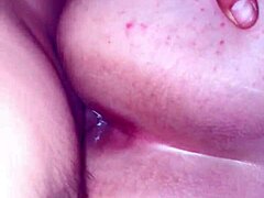 cogida de perrito mientras anda en sus d�as