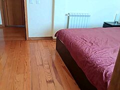 लैटिना मॉम प्राइवेट टाइम एन्जॉय करती है