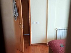 लैटिना मॉम प्राइवेट टाइम एन्जॉय करती है