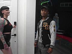 tatted goth pawg sluts sharing bbc on tinder date