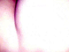 गर्म ब्राजीलियन बेब पीछे से बड़ा लंड चढ़ती है जोरदार ऑर्गेज्म के लिए