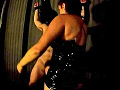 His fetish is me putting my cintaralho with a huge cock and tearing his ass.