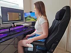 नई रशियन सौतेली बहन एवा मarina के साथ कमरा शेयरिंग डर्टी कहानी