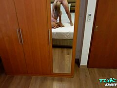 खूबसूरत आंखों वाली एशियन ने मोटा लंड डॉगी में लिया कमशॉट संग