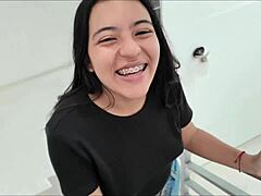 Agente inmobiliaria cachonda enjoys my verga in first time pov with colombian pornstar