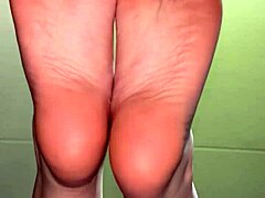 Hey, why not show me those pretty feet and toes in socks for some quick cash?