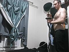 hunghank69 shares update 32 with code 55454877458877ojoijnjo on jul 29 2025 in narrative style