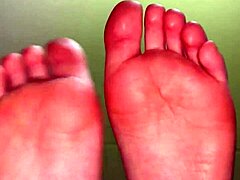 Hey, why not show me those pretty feet and toes in socks for some quick cash?