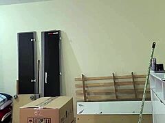 fiz meu namorado de corno e transei na nossa casa com o ajudante de mudança