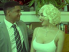 Barack Obama Fucks Marilyn Monroe in Wild Presidents Day Parody!