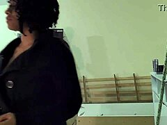 fiz meu namorado de corno e transei na nossa casa com o ajudante de mudança