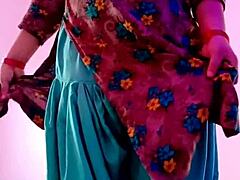 18 Year Indian Girl Video Leaked