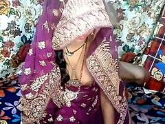 newlywed step sister lifts saree for rough sex with step brother in hindi audio