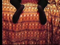 Flaquita shows off her moves in an amateur setting with rich energy.