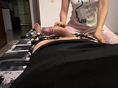 Intriguing-neutral te la chupo y me ayudas con el permiso para salir