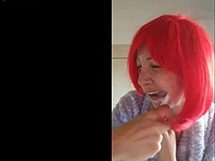 दांत ब्रश करना जरूरी, चैंटल को टूथपेस्ट से मुंह भरना पसंद