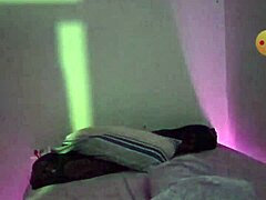 Colombian Babe Shows Off Big Ass And Tits On Webcam