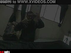 i'm that loira safada, batend punheta for dotado... goza so gostoso, vai!