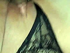 Novinha com Frio Precisava de Calor Humano pra Esquentar a Bucetinha