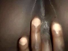 हे, हॉर्नी ओलामे चूत चुदाई का इंतजार करते मुठ मार रही