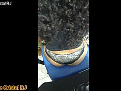 ब्राजीलियन ब्रूनेट बीवी नॉटी एग्जिबिशनिस्ट गीली चूत फ्लैशिंग