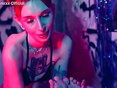 Small feet get that tickling submission vibe with licking and sucking toes from the Latina goddess 😈