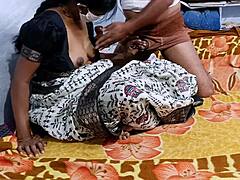 देसी हॉट कपल अपडेट इंडियन हॉट वाइफ होममेड चुचियां चूस चूत चाटना पार्ट 1