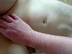 zierliche teen 18+ager fotze close up in homemade european dating scene with natural tits fingering masturbation