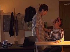 Eu era virgem e a minha irmã casada me ensinou a beijar legendado kanna misaki