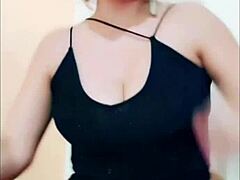 culona de piel blanca shows off her cute ass, but what happens when she dives into rough anal sex action?