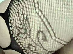 आखिरकार अपनी हॉर्नी लैटिना वाइफ फ्रेंड को पीओवी में चोद ही लिया