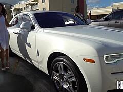 फ्लोरिडा की क्यूट स्लट का आउटडोर लग्जरी डीपथ्रोट ब्लोजॉब और फेशियल कमशॉट!