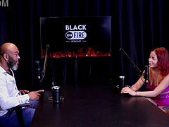 Ruiva Safada Mostra Seu Cu Depois de Dizer Que o Esposo Sugeriu a Entrada no Meio Liberal Gosta de Pau Grande e Grosso e N�o Assiste as Cenas - Bruna Ferrari Watch on Sheer Red!