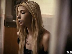 Stepmom Milf And Stepdaughter Teen 18+ Outdoor Lesbian Sex!