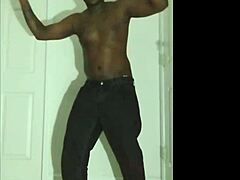 I'm changing my favorite dance name from the heart break llamasr dance to the heart make llamasr dance2