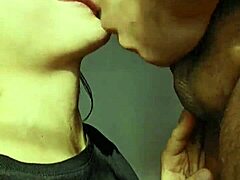 i uh made this verificaci�n video with some blowjob action... yeah